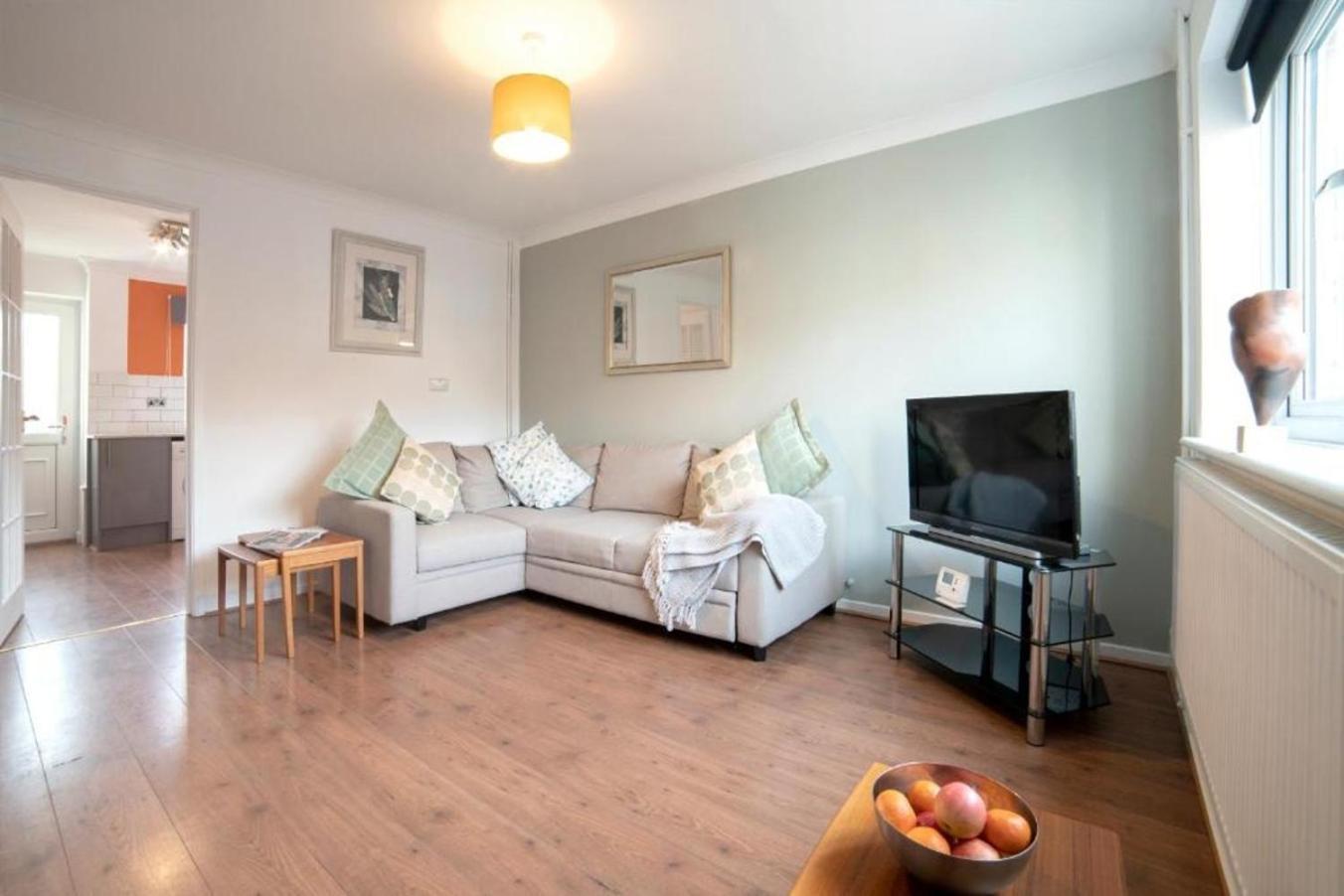 Modern 2 Bed Apt Located Close To Village Centre Kidlington Exterior photo